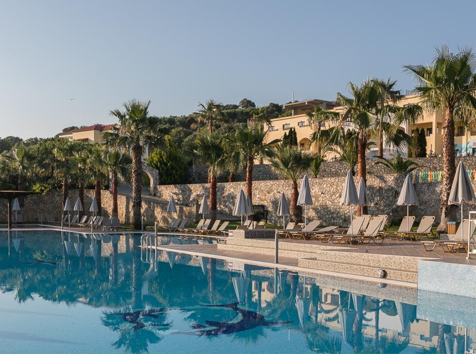 Langley Resort Almirida Bay 외부 사진